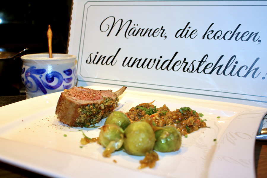Männer an den Herd